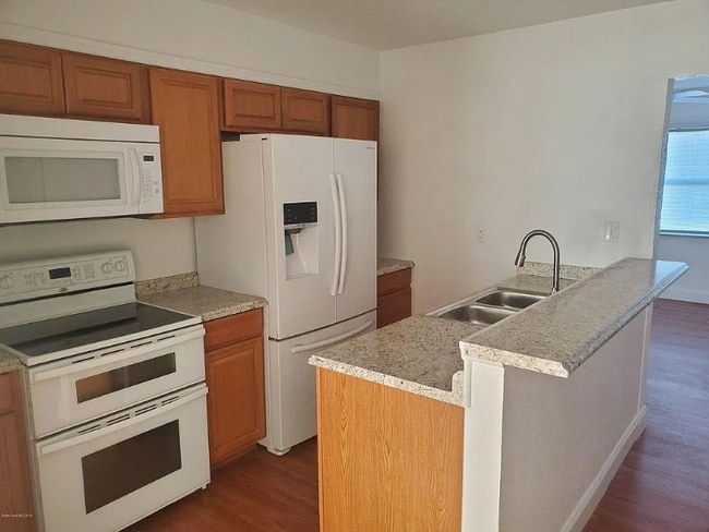 Foto del edificio - 504 N Georgia Ave