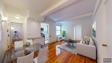 Building Photo - 301 E 38th St