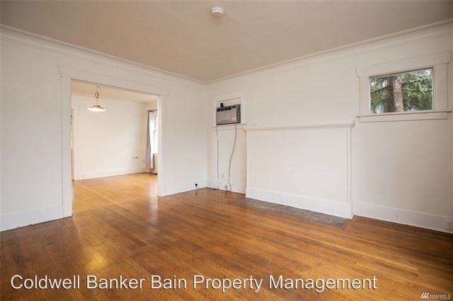 Foto del edificio - 6 br, 3 bath House - 5026 - 7th Avenue N.E.