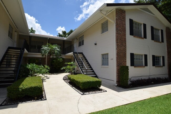 Building Photo - 1102 Elmwood St