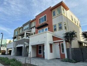 Building Photo - 5687 Ekwill St