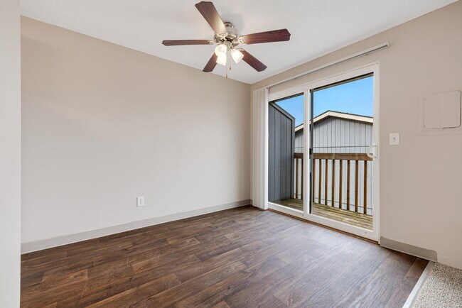 Foto del edificio - Moreland Place Apartments