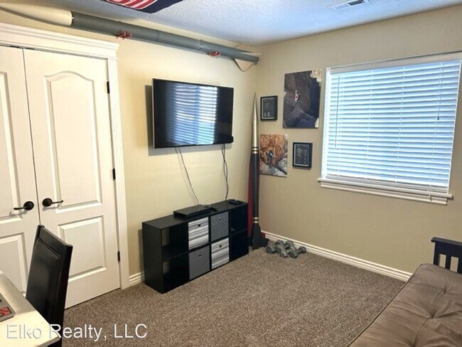 Building Photo - 4 br, 2 bath House - 289 Croydon Lane