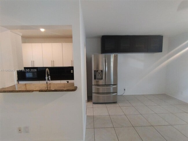 Photo - 2225 Polk St Apartment