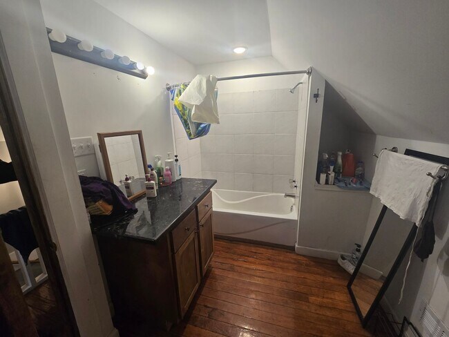 Foto del edificio - Available for Move In This November!