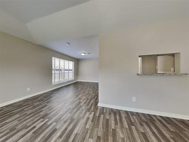 Foto del edificio - 16007 Brookford Dr
