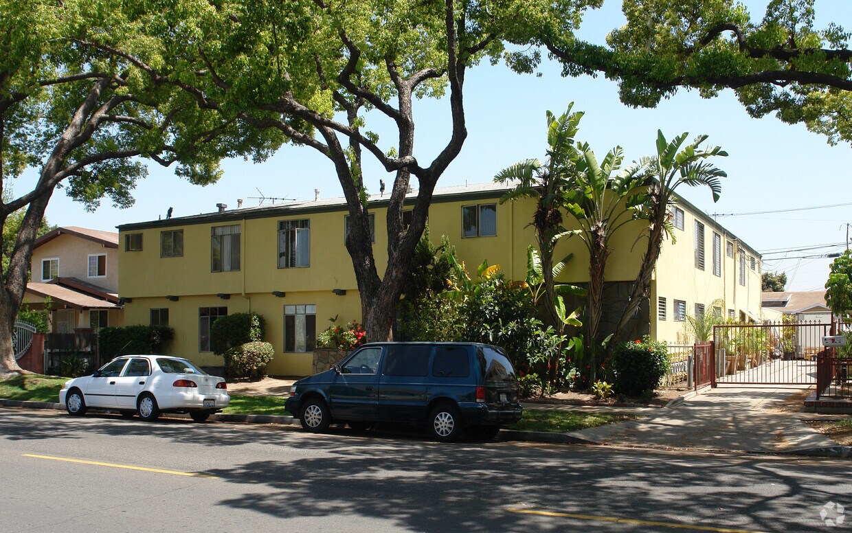 Primary Photo - 611 S Orange Ave