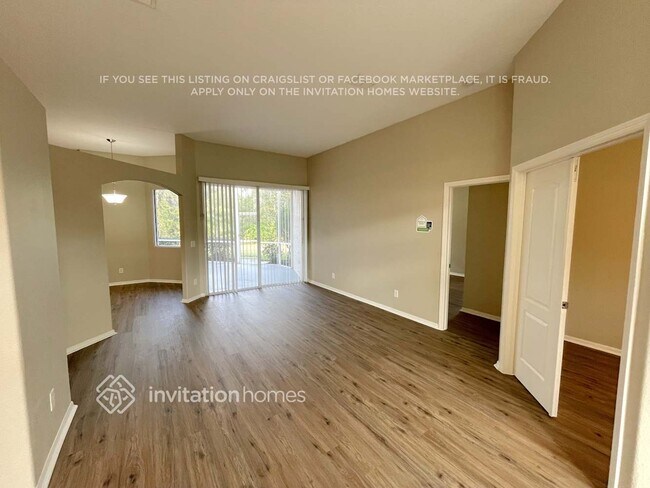 Foto del edificio - 27643 Sora Blvd