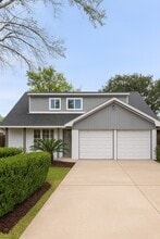 Building Photo - 11314 Sageland Dr