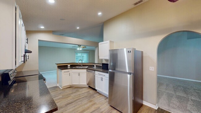 Foto del edificio - 7332 Gum Tree Rd