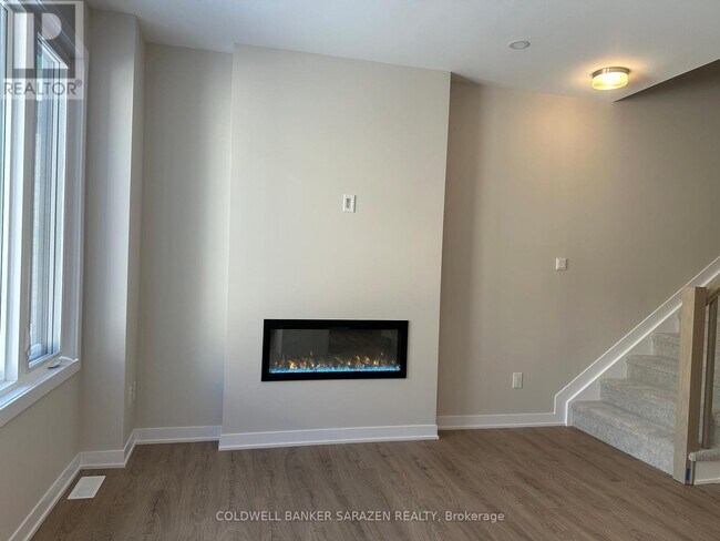 Building Photo - 417 Les Emmerson Dr