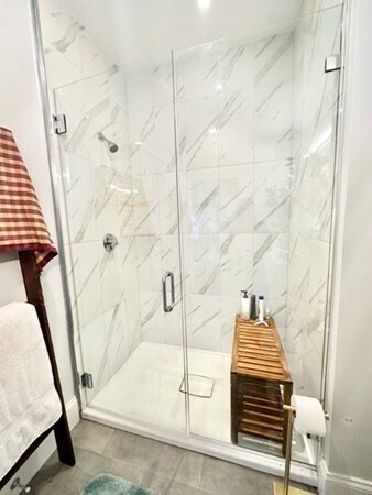 Building Photo - 200 Maverick St