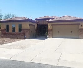 Building Photo - 15392 W Glenrosa Ave