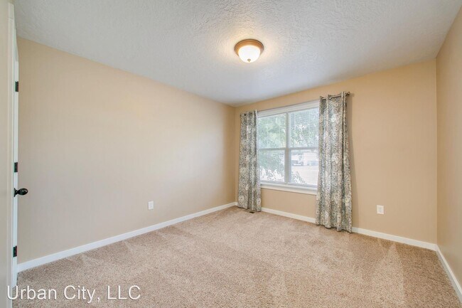Building Photo - 2 br, 1 bath House - 520 N 27th St