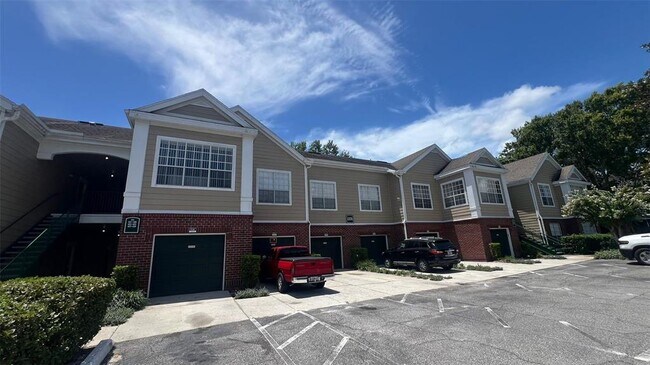 Foto del edificio - 13036 Mulberry Park Dr