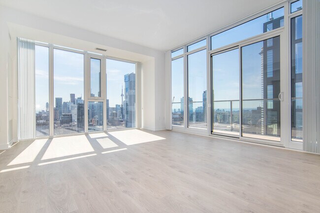 Photo du bâtiment - 50 Wellesley St E