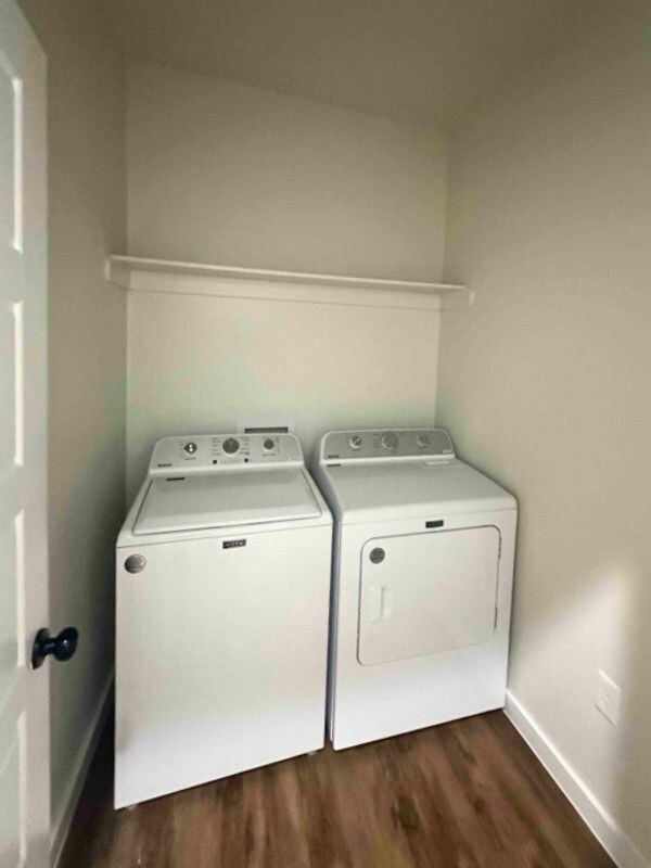 Building Photo - 1501 Valmar St