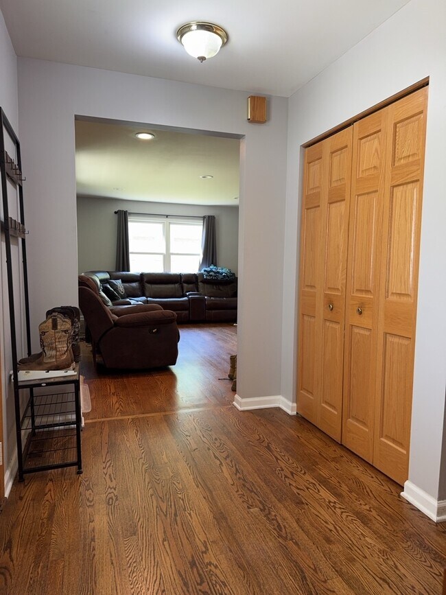 Foto del edificio - 36420 N Tamarack Dr