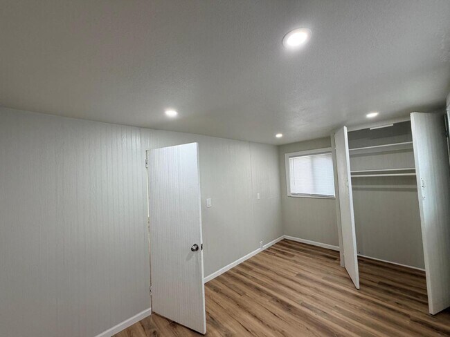 Foto del edificio - 2429 N 53rd St