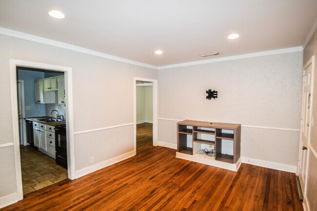 Foto del edificio - 940 E Glenn Ave