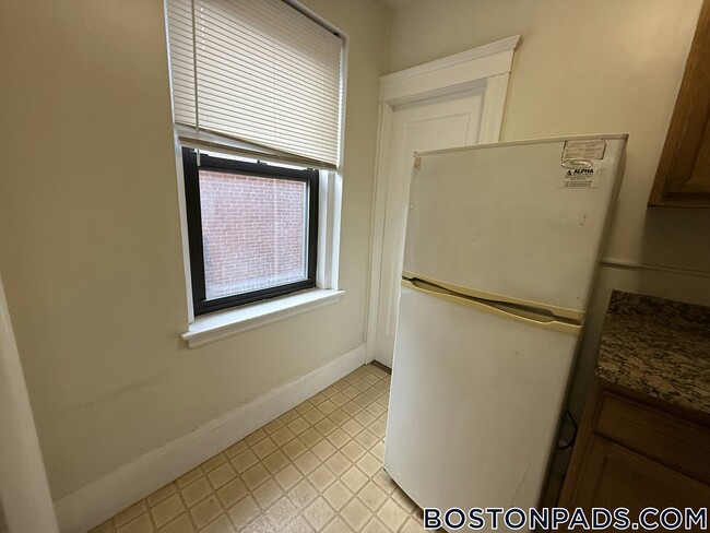 Foto del edificio - 349 Pleasant St