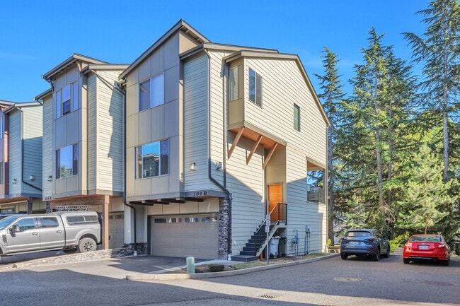 Photo - 309 S 47th St House