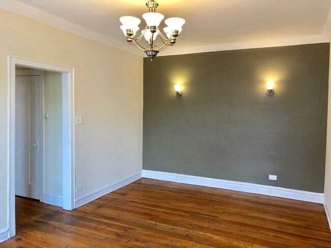 Dining Room - 4212 N Bernard St