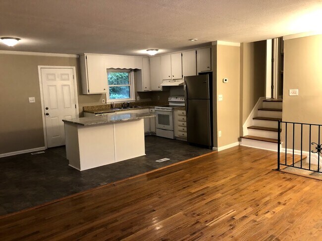 Entry to Kitchen - 1025 N Hill Rd