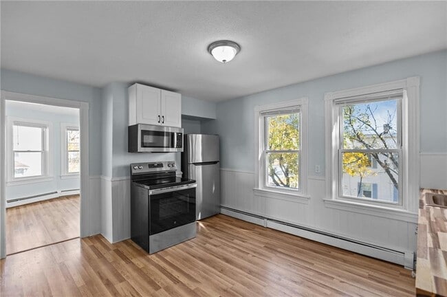 Building Photo - 60 Morris Ave