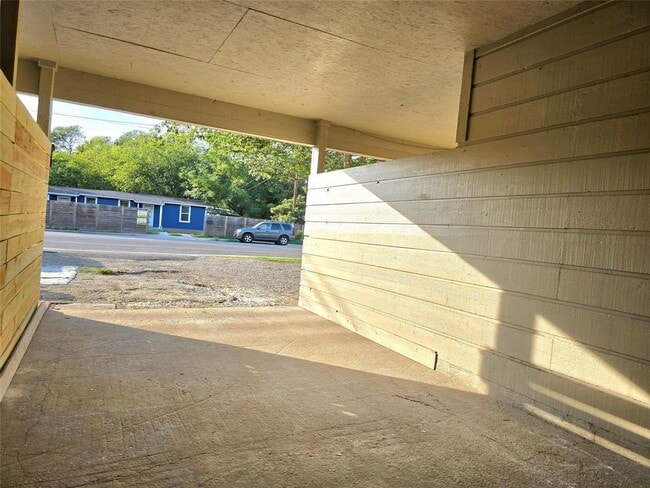 Building Photo - 5201 Downs Dr