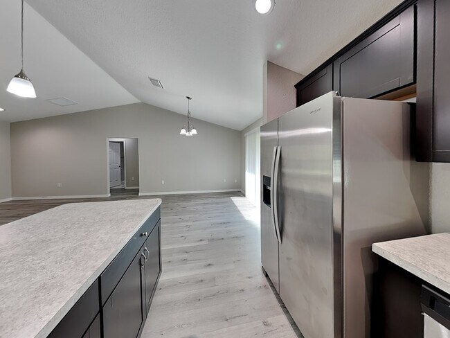 Foto del edificio - 1984 W Magenta Dr