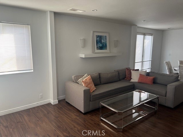 Building Photo - 1625 Wellesley Ave