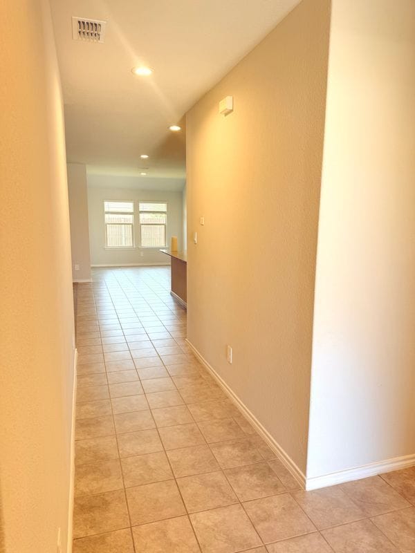 Building Photo - 437 Destin Dr