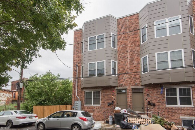 Foto del edificio - 3 br, 3 bath Duplex - 1820 HARLAN ST Unit A