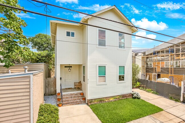 Foto del edificio - 5415 Danneel St