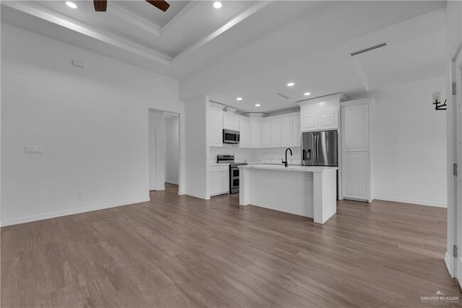 Foto del edificio - 4000 W Hackberry Ave