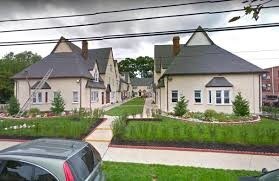 Primary Photo - 22 Pearsall Ave Ave