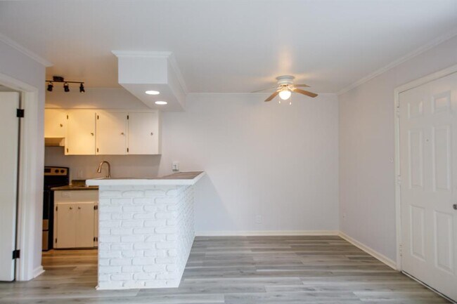 Foto del edificio - 4321 Hazard St
