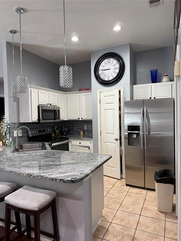Building Photo - 3219 Rosebank Dr