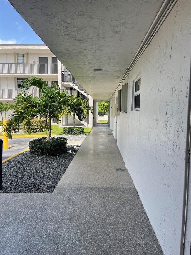Building Photo - 14195 SW 87th St