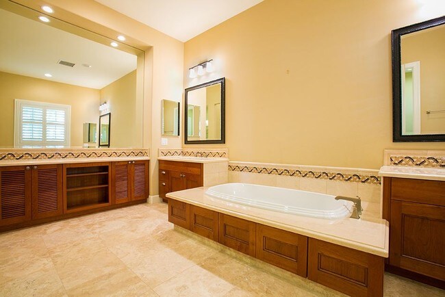 Building Photo - 91-1064-1064 Waikapoo St