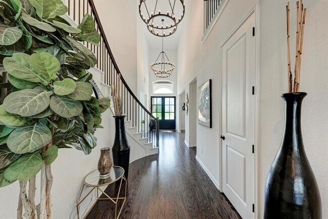 Foto del edificio - 5028 Olimpico Wy