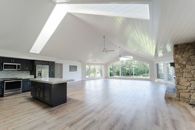 Building Photo - Beautiful home on the private Diamante gol...
