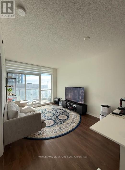 Photo du bâtiment - 66 Forest Manor Rd