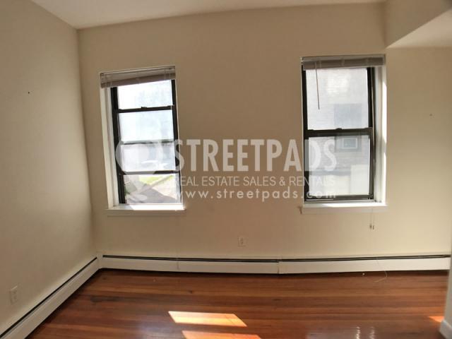 Building Photo - 1 bedroom in Boston MA 02134