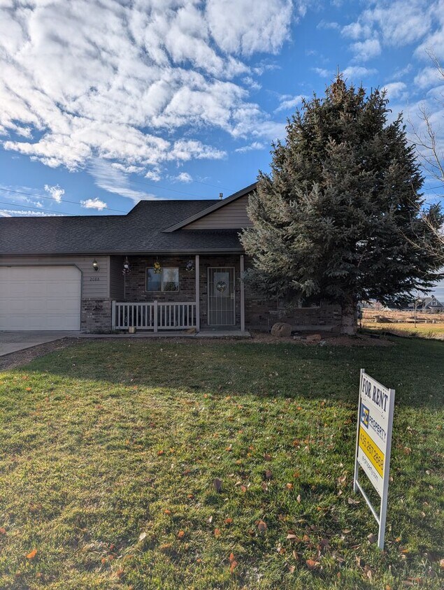 Primary Photo - 3 Bedroom Home