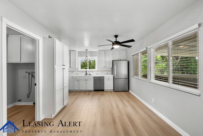 Foto del edificio - 28031 Meadowcreek Rd