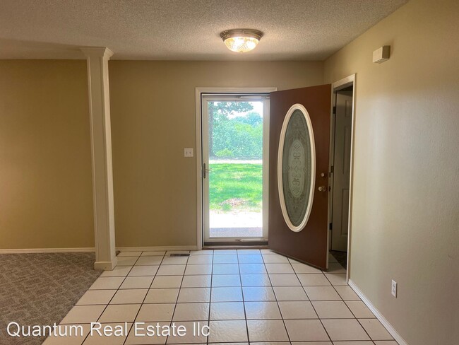 Building Photo - 3 br, 2.5 bath House - 4411 TIMBER LAKE