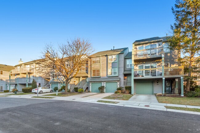 Building Photo - 124 Spinnaker Way