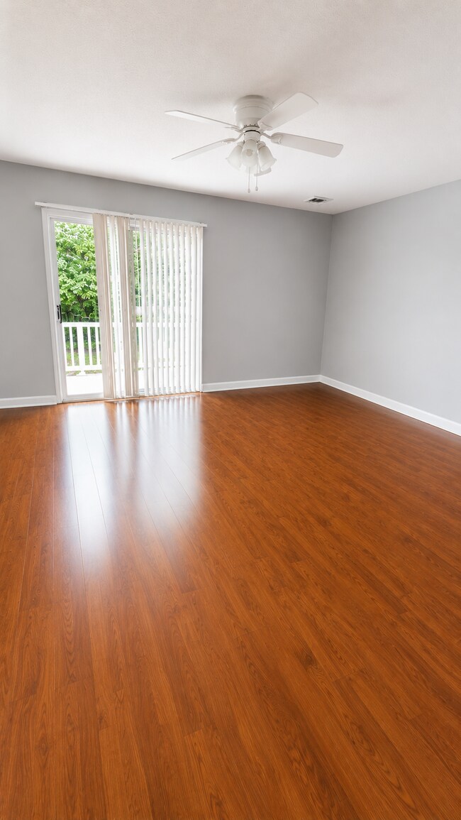 Foto del edificio - 1448 Bailey Cir